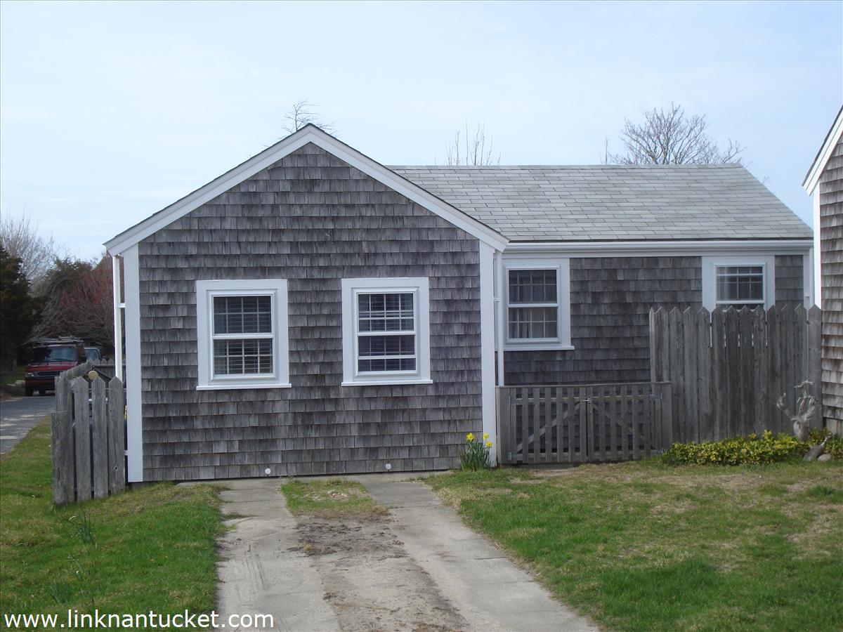 7 Madaket Road Nantucket, MA 02554 - Photo 4 of 5 Gallery Image 4