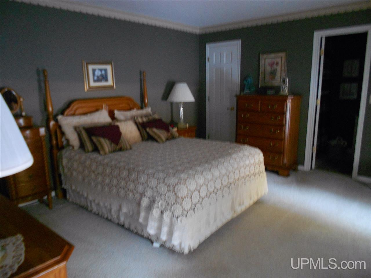 306 Section 16 Road Iron River, MI 49935 - Photo 18 of 35 Gallery Image 18