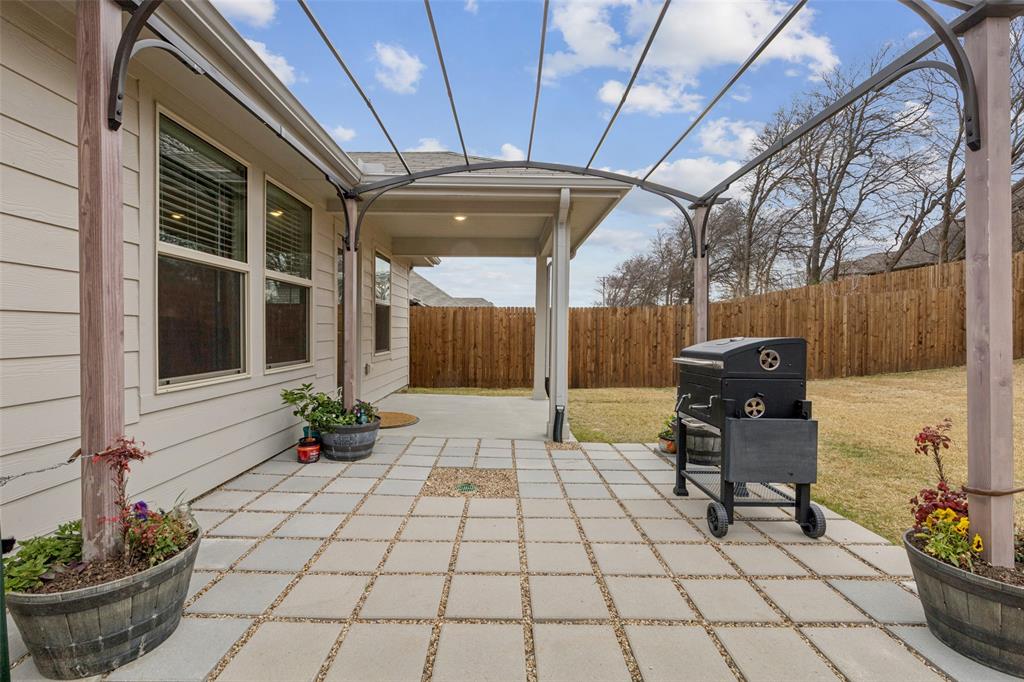 522 Castle Road Sherman, TX 75092 - Photo 32 of 37