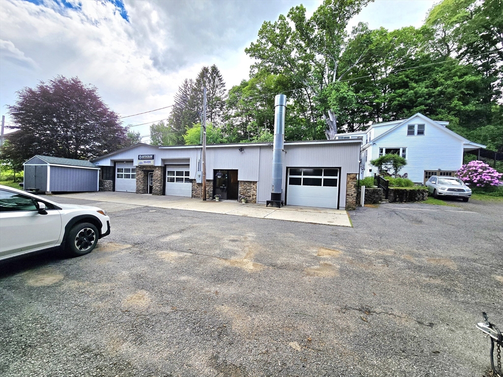 46 1/2 Old Sturbridge Road Southbridge, MA 01550 - Photo 29 of 42
