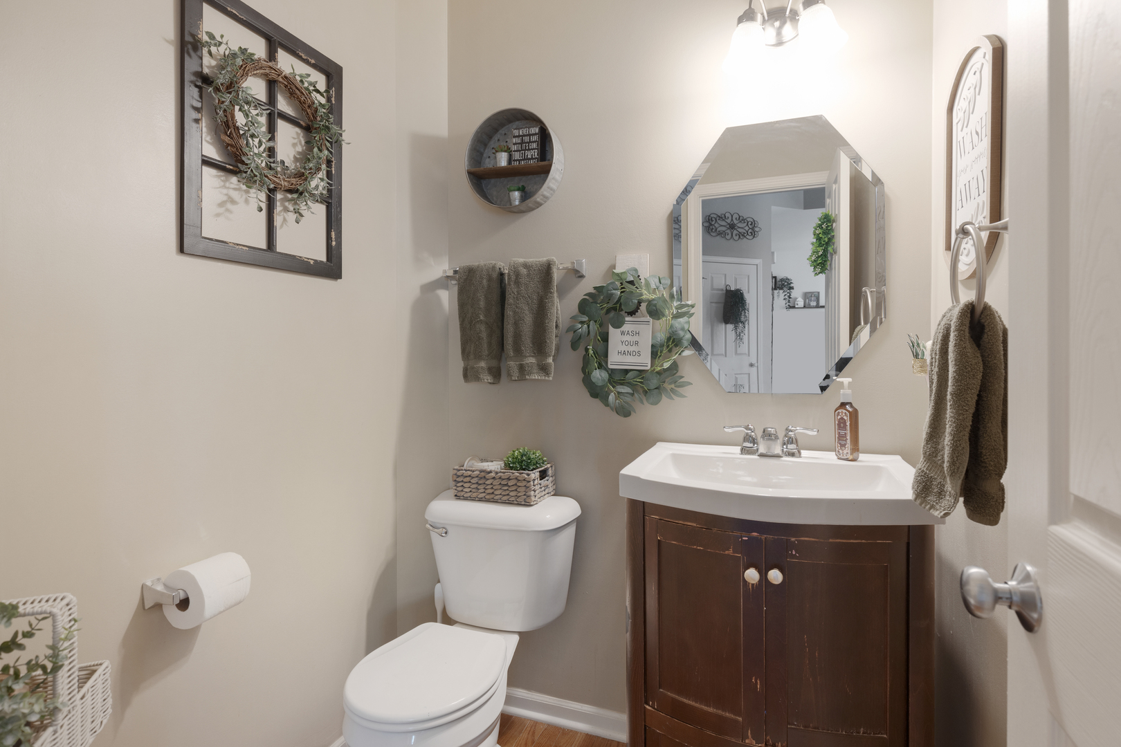220 Cannon Road Volo, IL 60073 - Photo 22 of 26