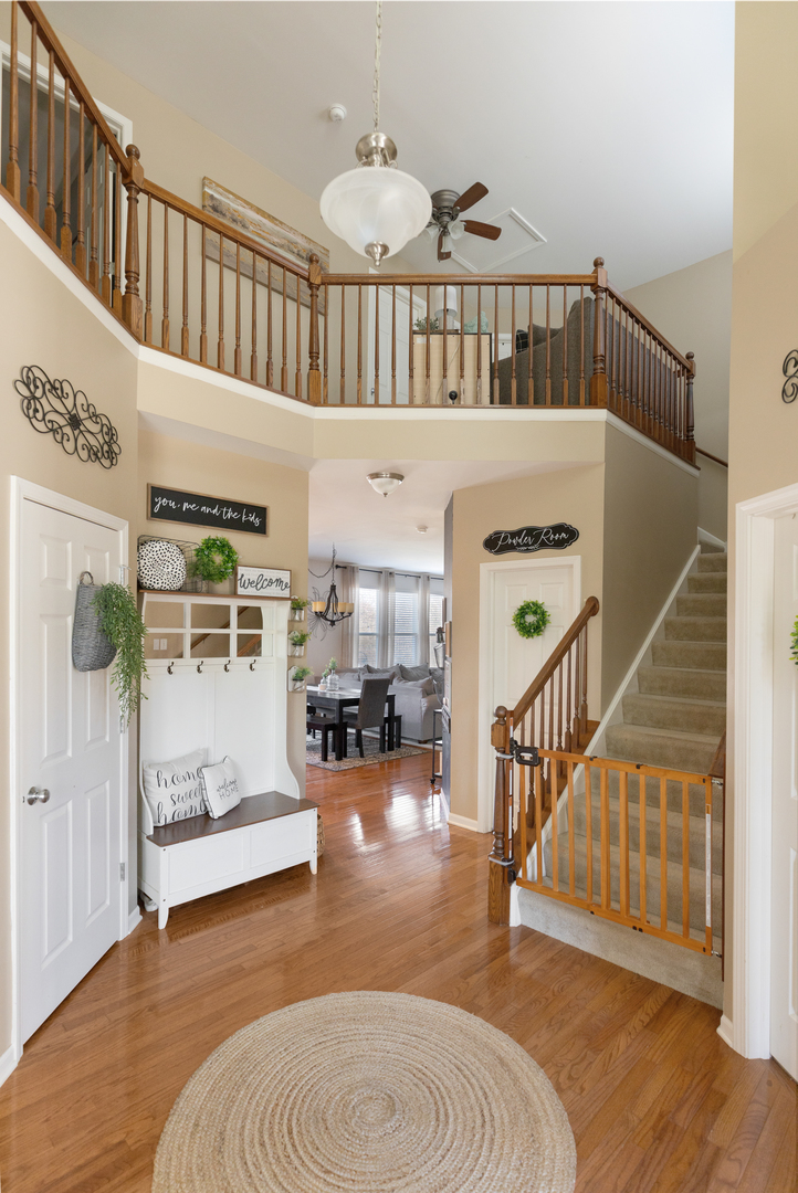 220 Cannon Road Volo, IL 60073 - Photo 3 of 26