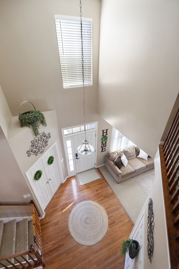 220 Cannon Road Volo, IL 60073 - Photo 4 of 26