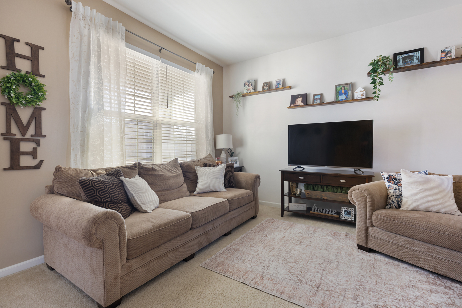 220 Cannon Road Volo, IL 60073 - Photo 5 of 26