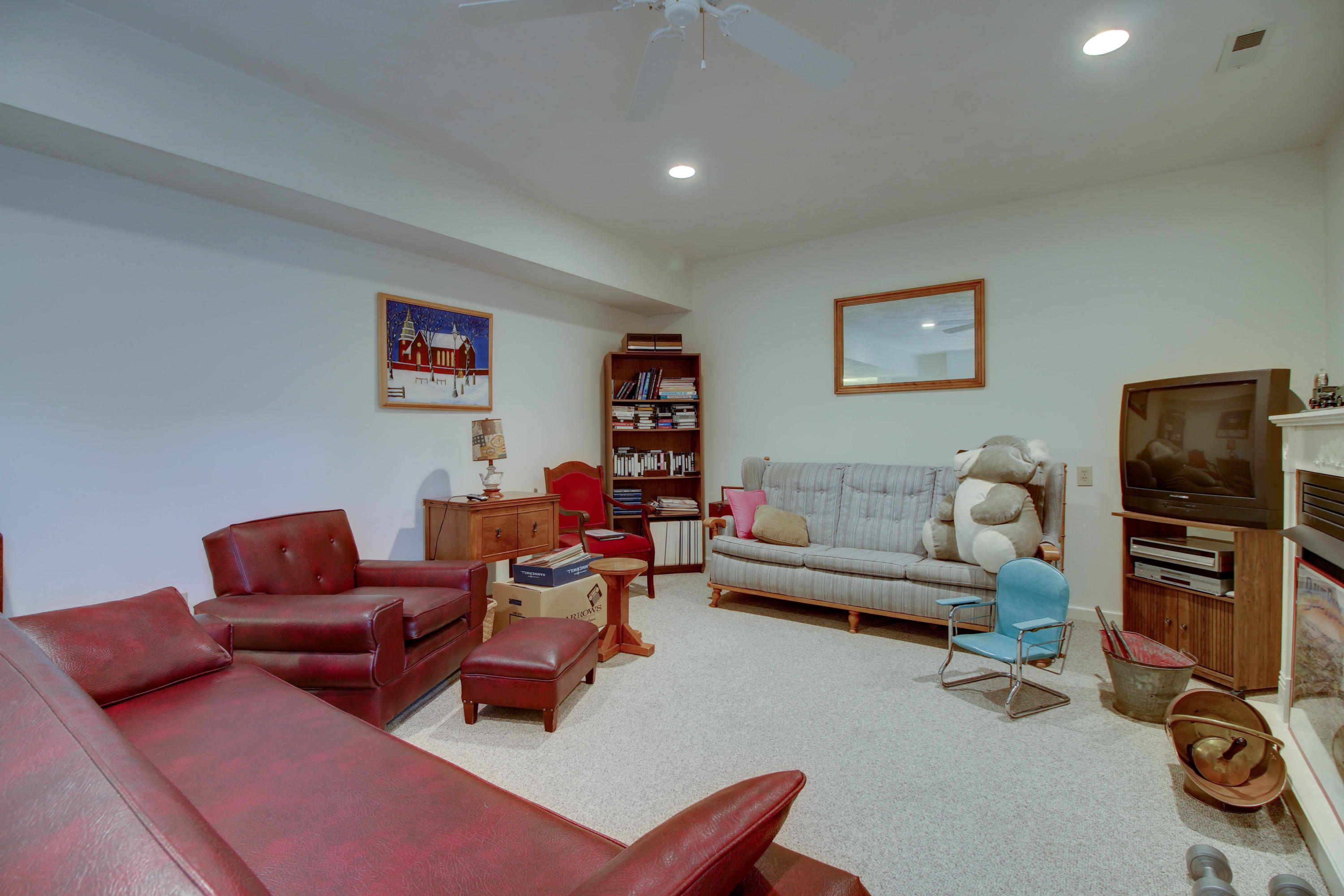 558 Deer Ridge Lane Vinton, VA 24179 - Photo 17 of 24 _MG_9501_2_3_4_5_6_7