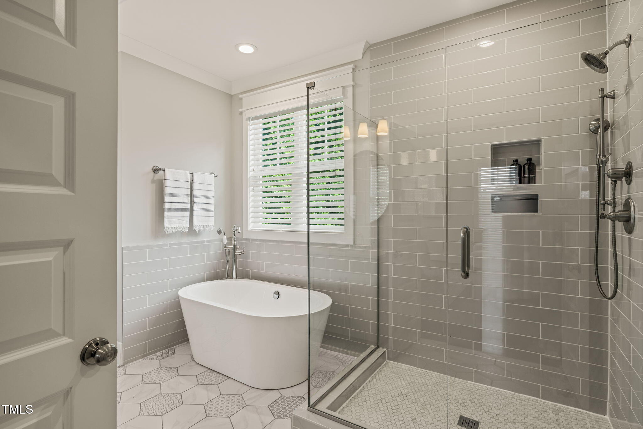 512 Montague Lane Raleigh, NC 27601 - Photo 27 of 53 28-web-or-mls-24-web-or-mls-untitled-24