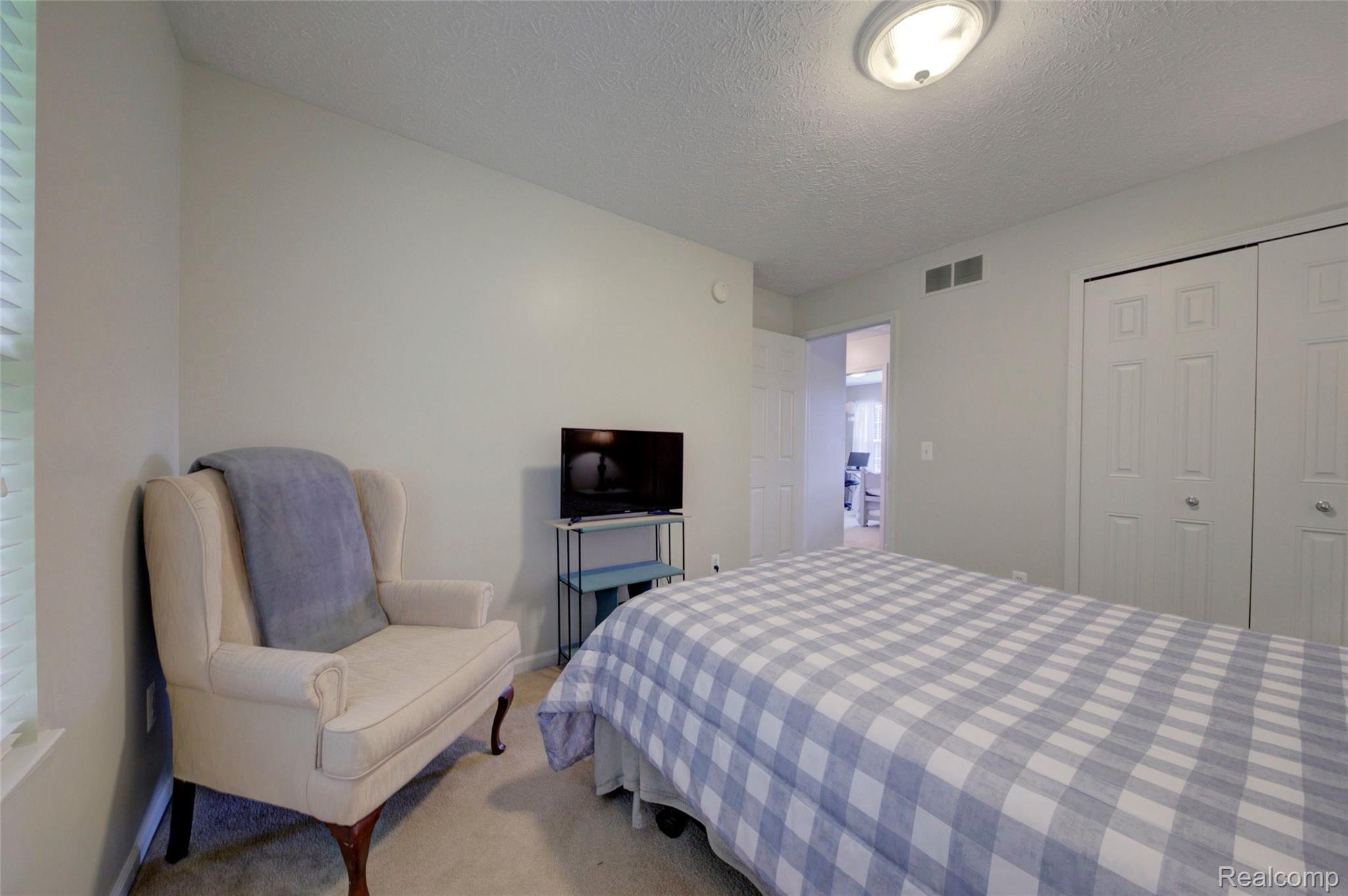 1032 Elk Run Howell, MI 48843 - Photo 26 of 38 Bedroom 1-2.jpg