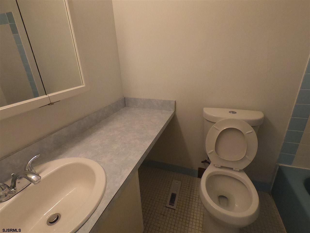 1801 Laurel Road, Unit 1712 Clementon, NJ 08021 - Photo 22 of 24