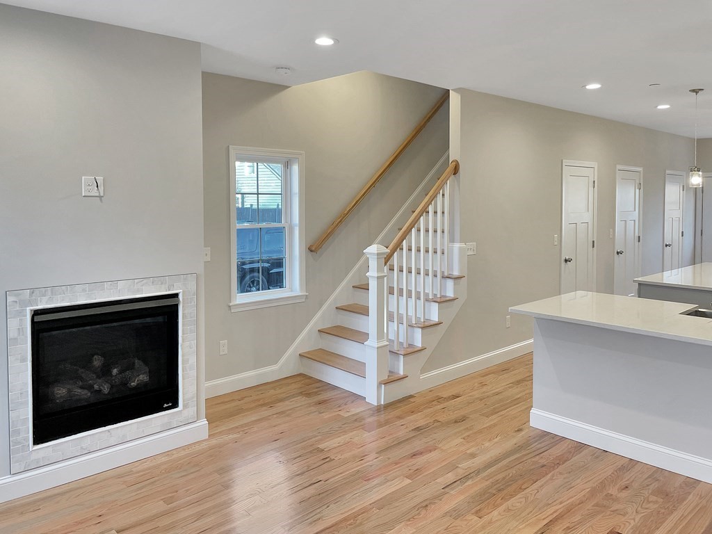 4 Beach Road, Unit B8 Salisbury, MA 01952 - Photo 4 of 17