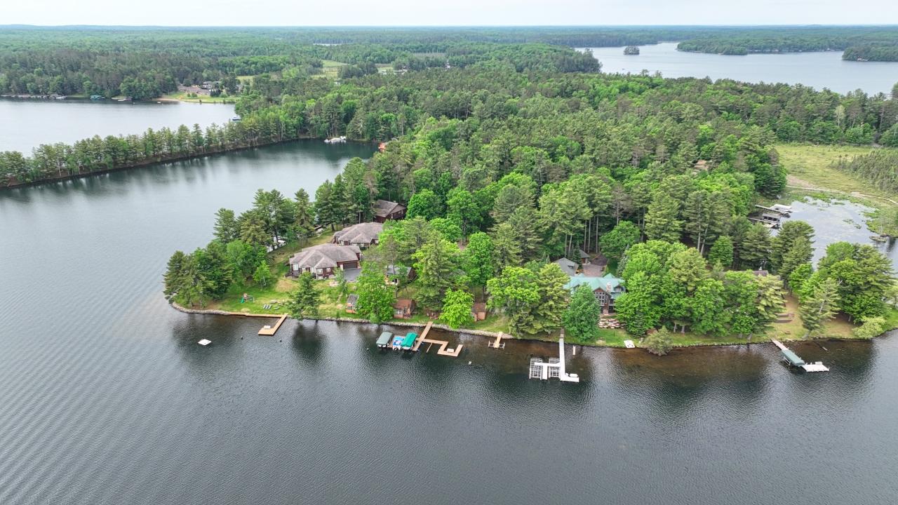 9692 Island City Point Road, Unit 2 Minocqua, WI 54548 - Photo 3 of 18 Gallery Image 3