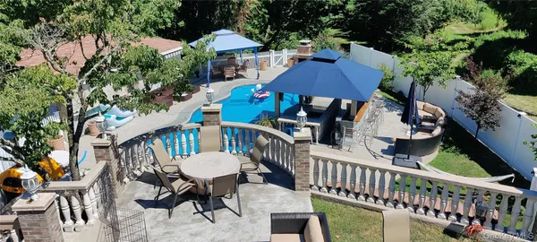 $1,750,000 | 110 Park Lane, West Harrison, NY 10604