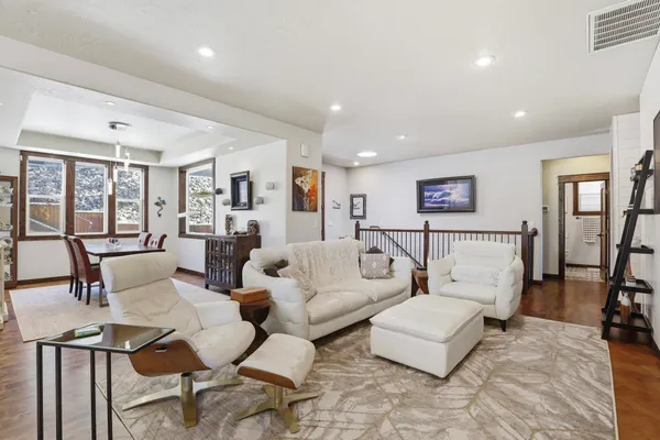 $899,999 | 5108 West Millbury Drive, Spokane, WA 99208