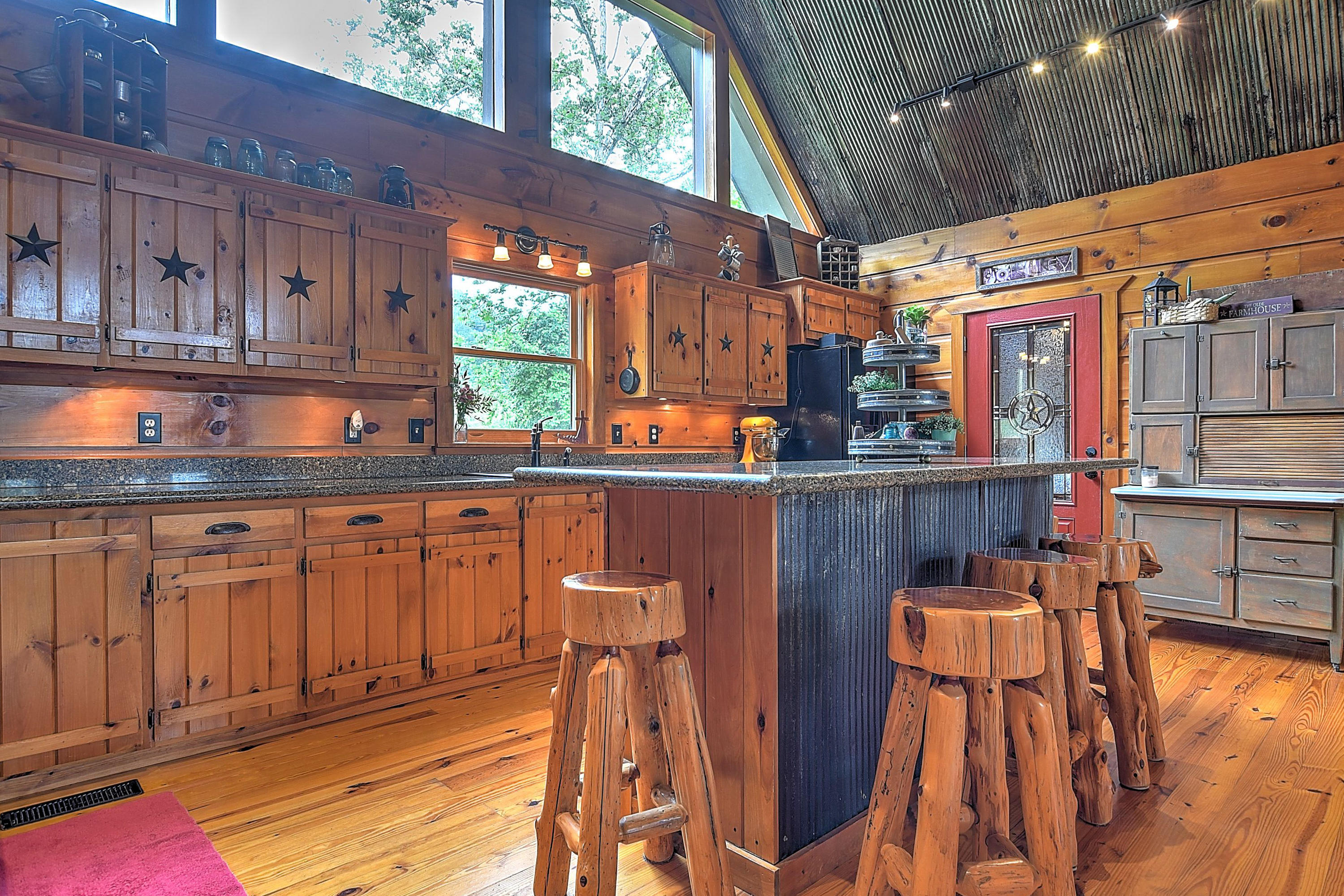 360 Bray Road Surgoinsville, TN 37873 - Photo 11 of 92 360 Bray_-31