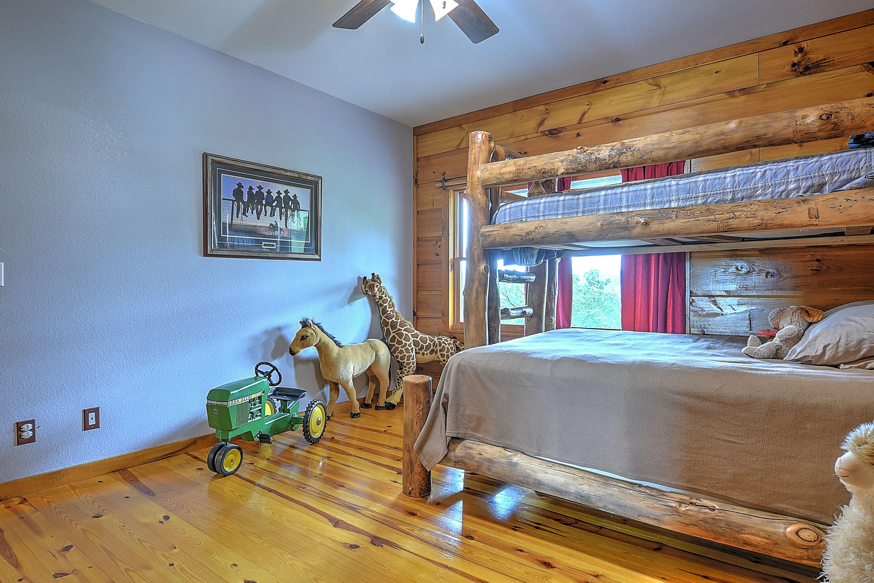 360 Bray Road Surgoinsville, TN 37873 - Photo 25 of 92 360 Bray_-9