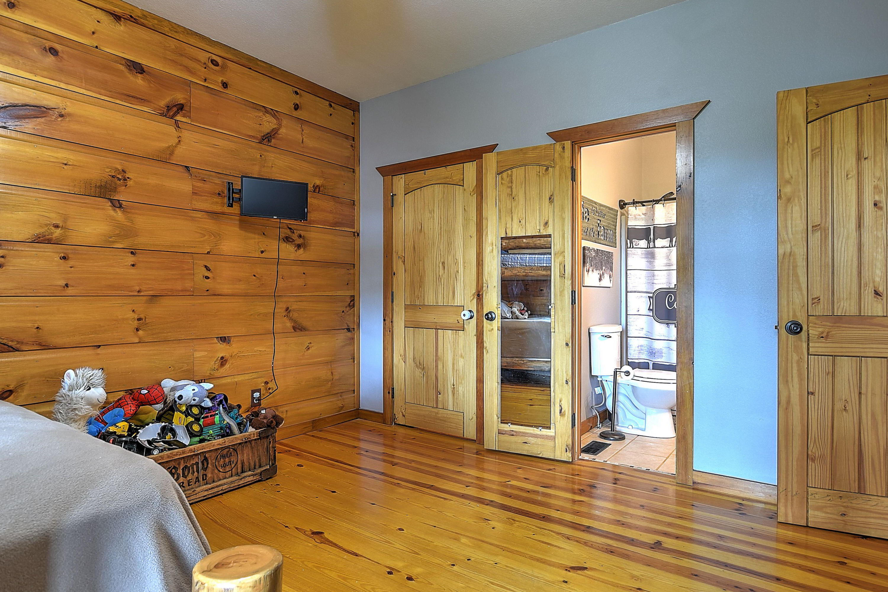 360 Bray Road Surgoinsville, TN 37873 - Photo 26 of 92 360 Bray_-10