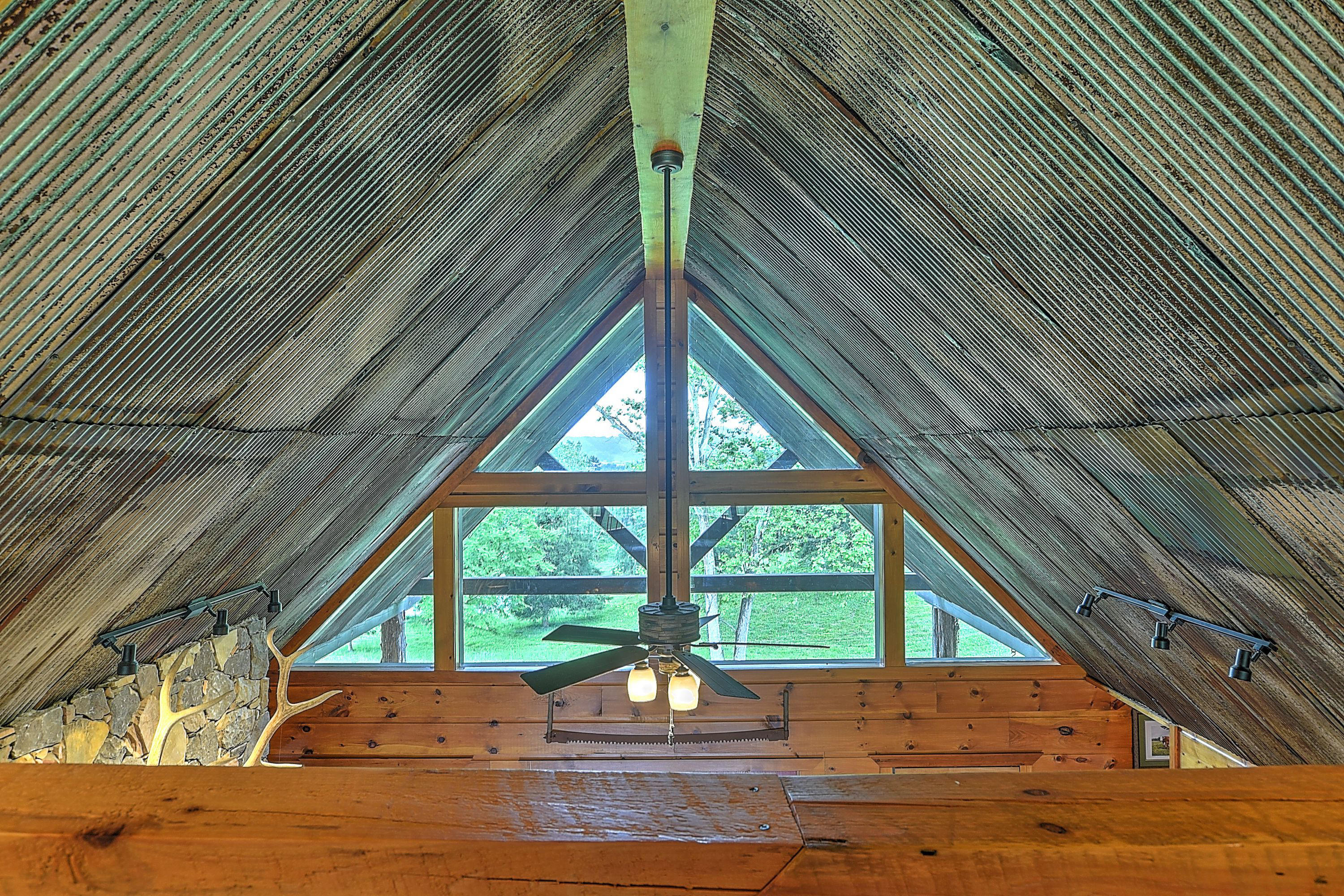 360 Bray Road Surgoinsville, TN 37873 - Photo 31 of 92 360 Bray_-21