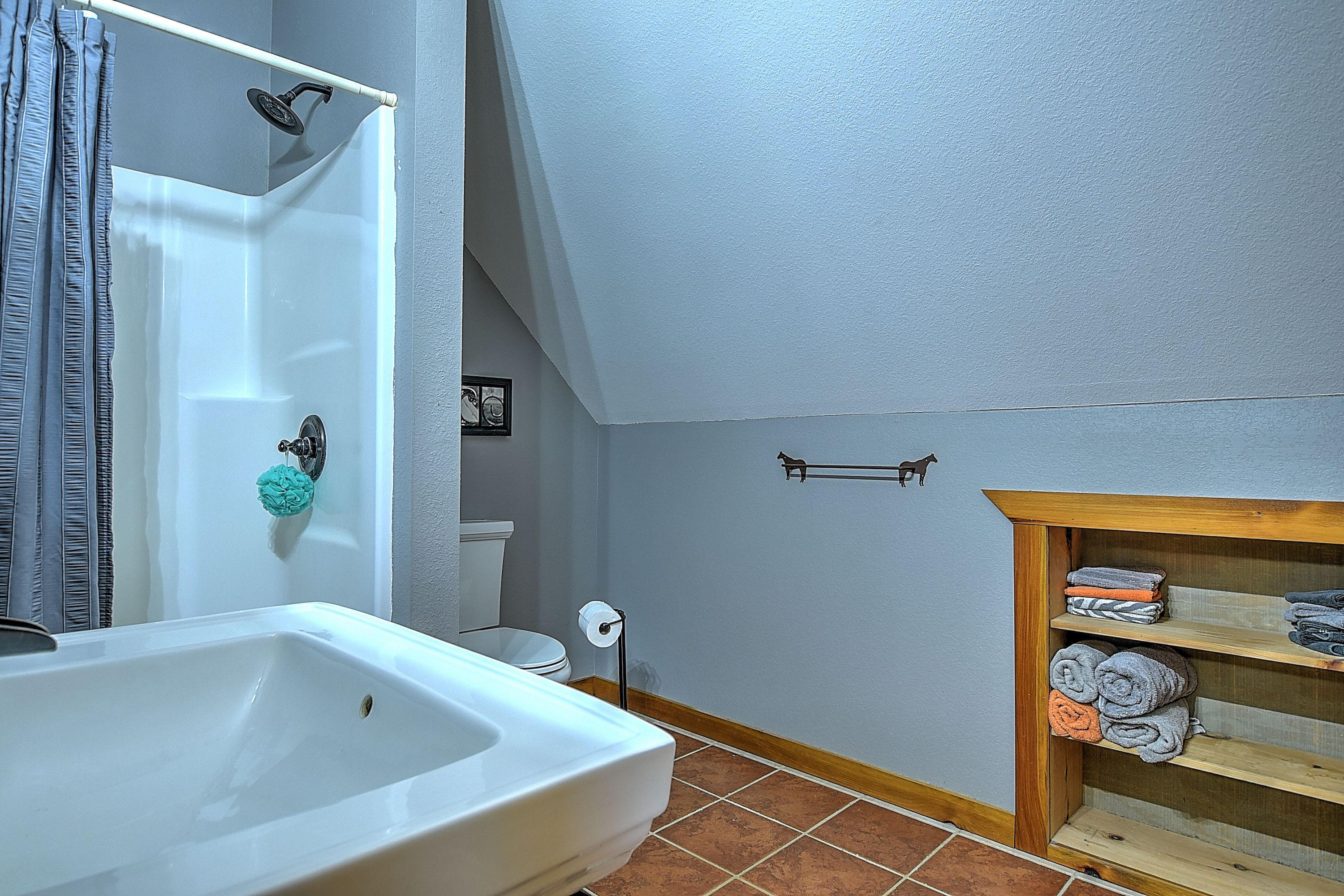 360 Bray Road Surgoinsville, TN 37873 - Photo 38 of 92 360 Bray_-26