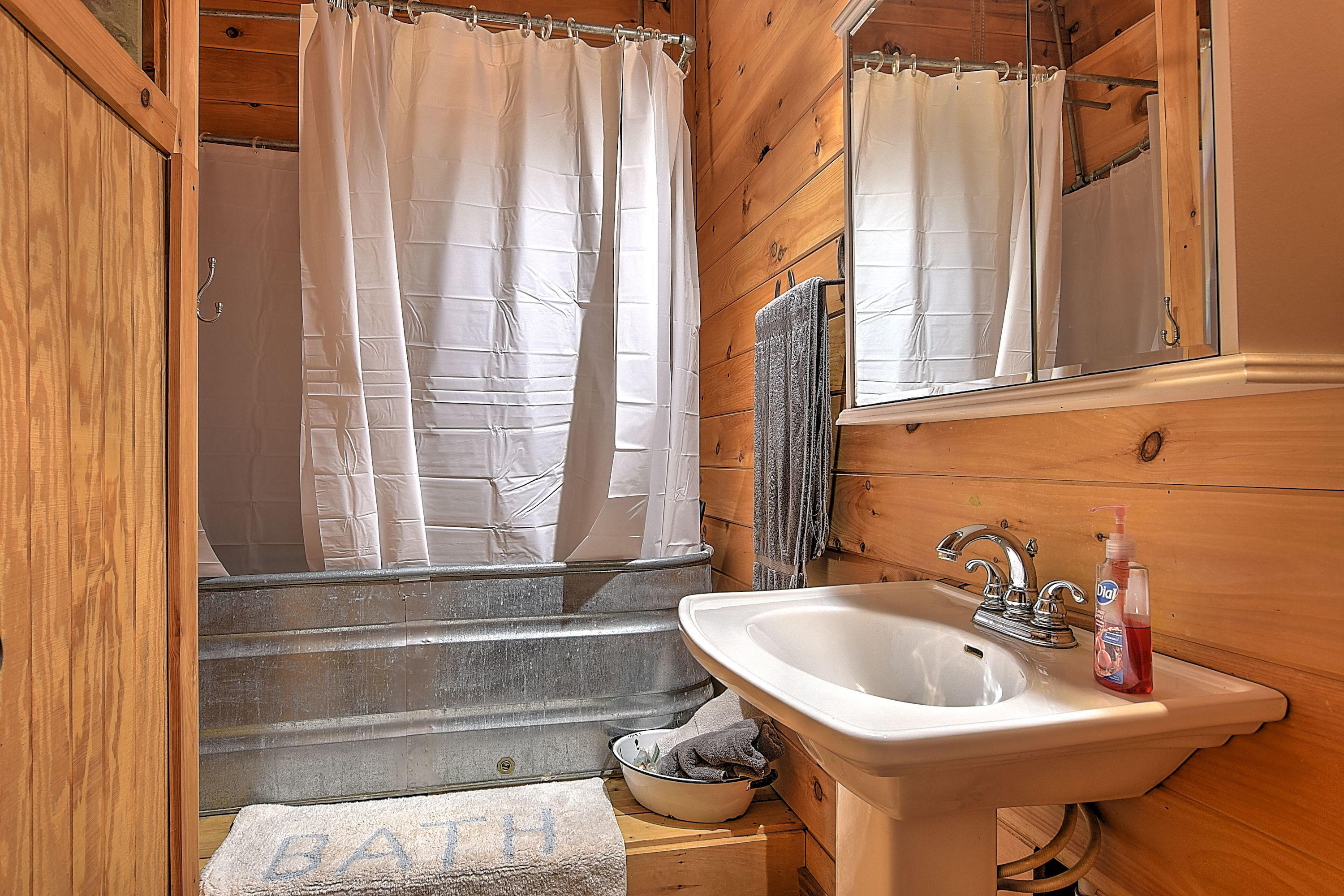 360 Bray Road Surgoinsville, TN 37873 - Photo 56 of 92 360 Bray_-55