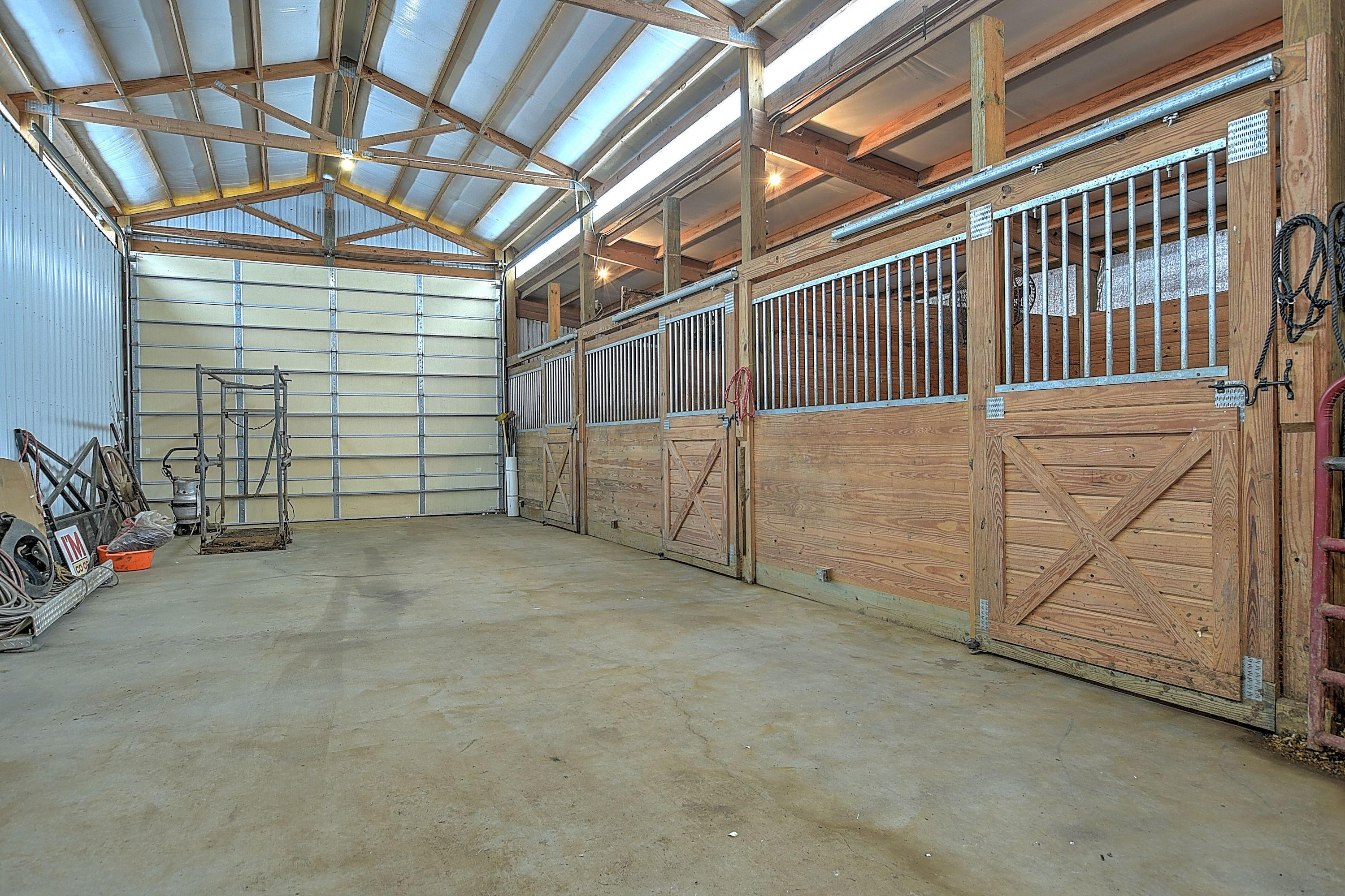 360 Bray Road Surgoinsville, TN 37873 - Photo 62 of 92 360 Bray_-60