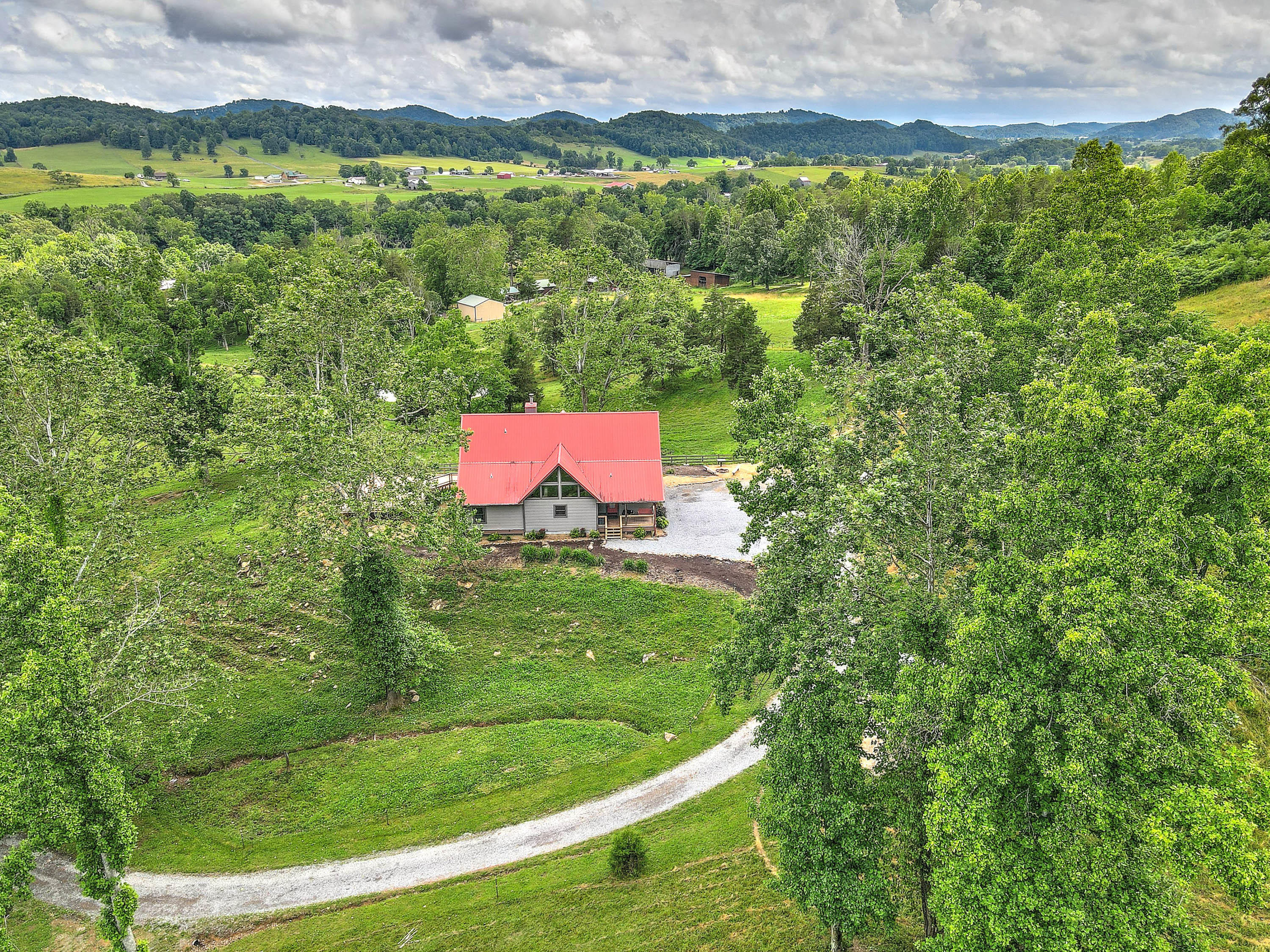 360 Bray Road Surgoinsville, TN 37873 - Photo 73 of 92 360 Bray Rd-10
