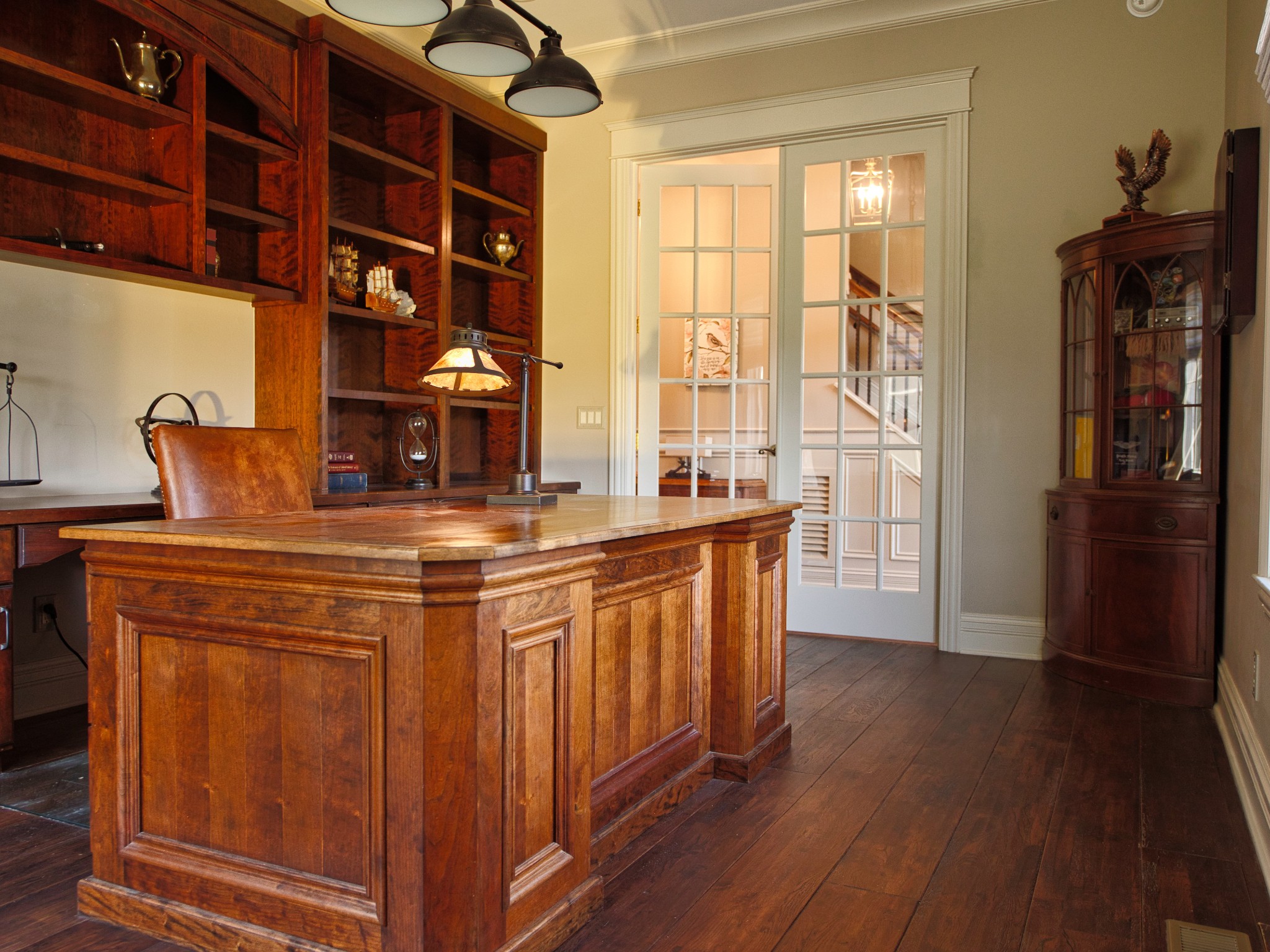 450 Lowe Branch Road Centerville, TN 37033 - Photo 40 of 100 a kitchen with stainless steel appliances granite countertop a stove and a refrigerator