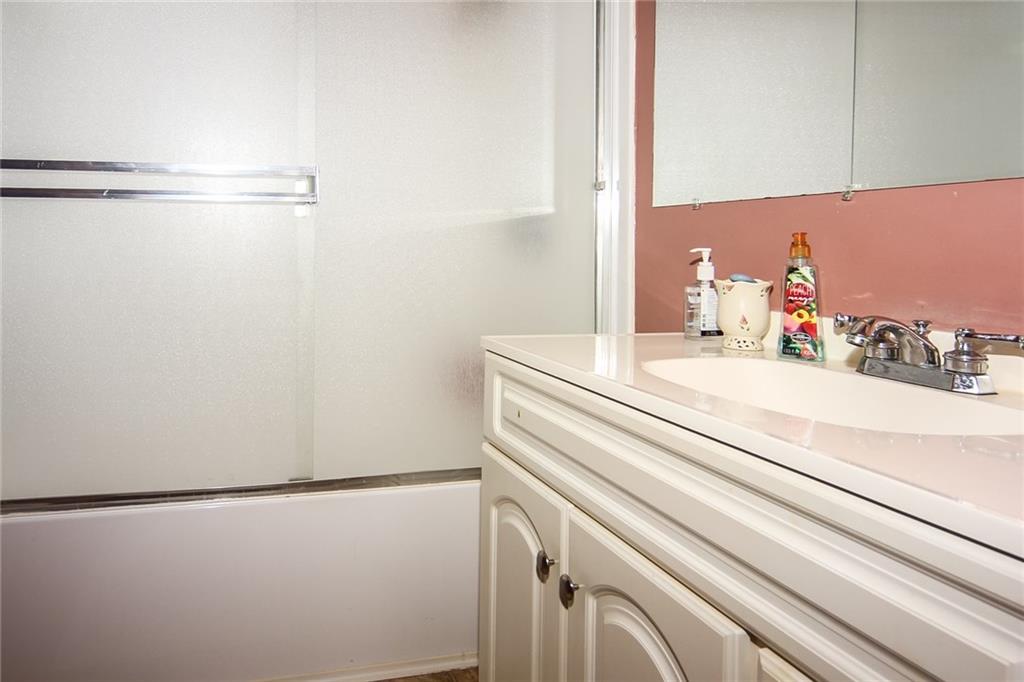 3513 Lowry Road Indianapolis, IN 46222 - Photo 18 of 21 Gallery Image 18