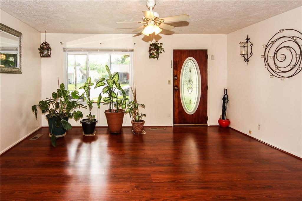 3513 Lowry Road Indianapolis, IN 46222 - Photo 6 of 21 Gallery Image 6