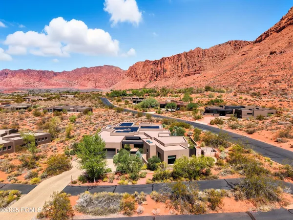 $1,695,000 | 308 West Mallow Way, Ivins, UT 84738