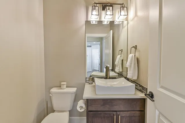 $904,999 | 2648 South Fairmont Estates Drive, Greenacres, WA 99016