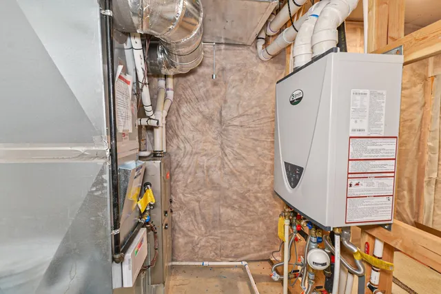 $904,999 | 2648 South Fairmont Estates Drive, Greenacres, WA 99016