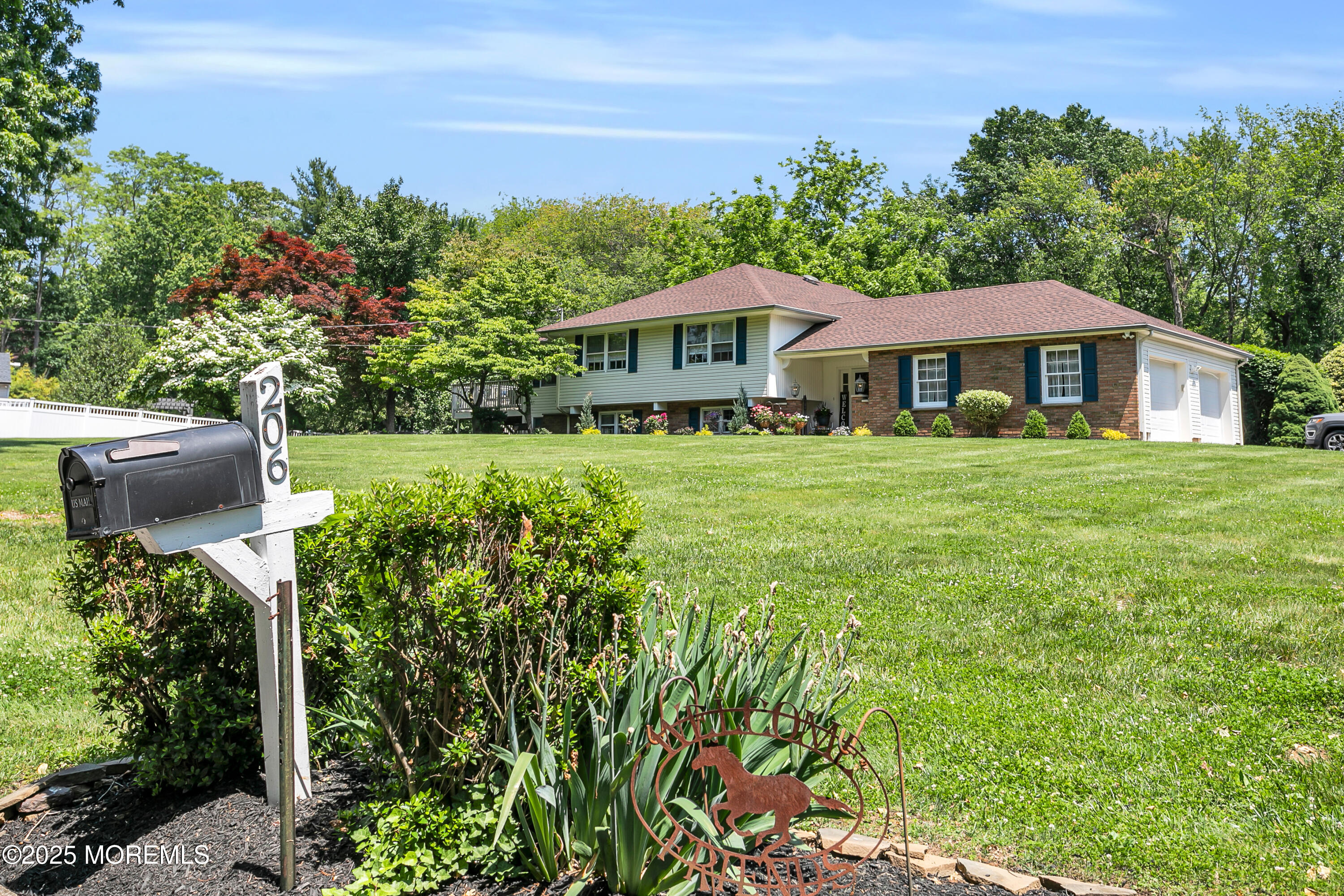 206 Peachwood Road Middletown, NJ 07748 - Photo 3 of 46 206 Peachwood Rd Middletown-print-128-12