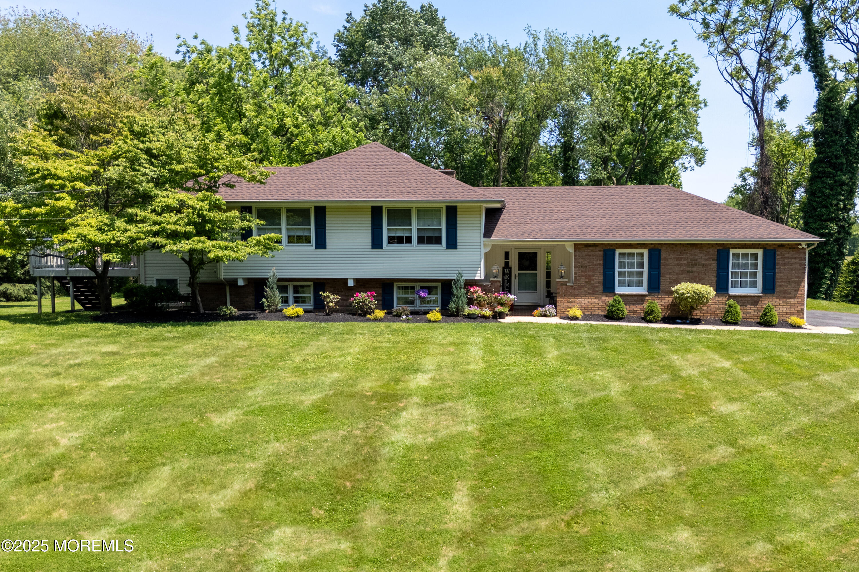 206 Peachwood Road Middletown, NJ 07748 - Photo 4 of 46 206 Peachwood Rd Middletown-print-123-11