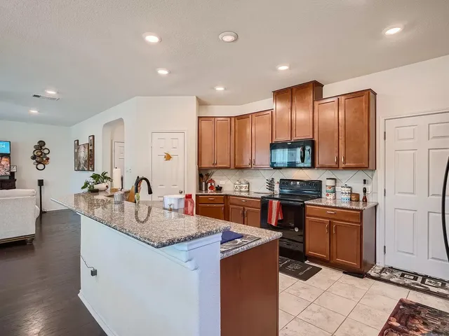 $450,000 | 2471 Sunrise Road, Unit 64, Round Rock, TX 78664