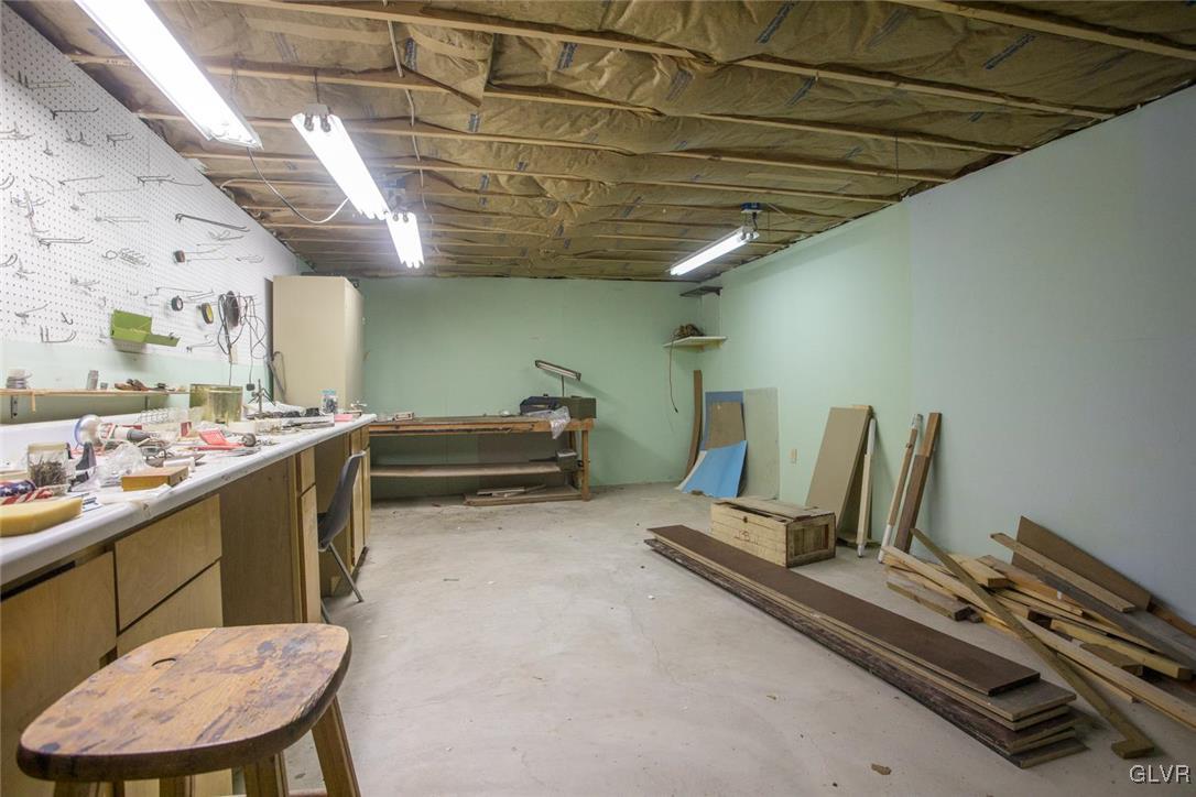 692 Brandywine Road Nazareth, PA 18064 - Photo 27 of 34 Gallery Image 27