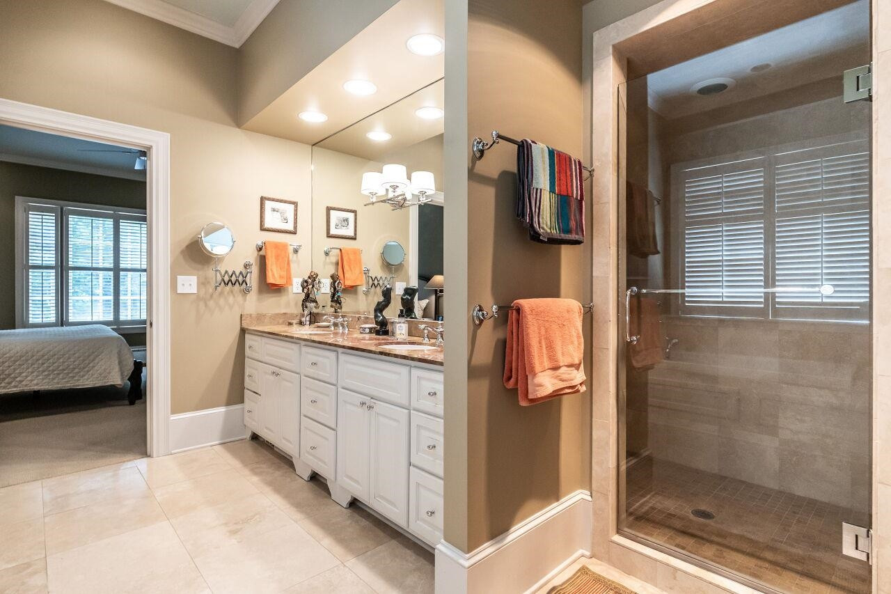 2409 Lewis Grove Lane Raleigh, NC 27608 - Photo 31 of 44 Photo 33