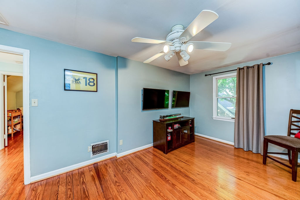 1417 Amsterdam Road Covington, KY 41011 - Photo 24 of 34 Gallery Image 24
