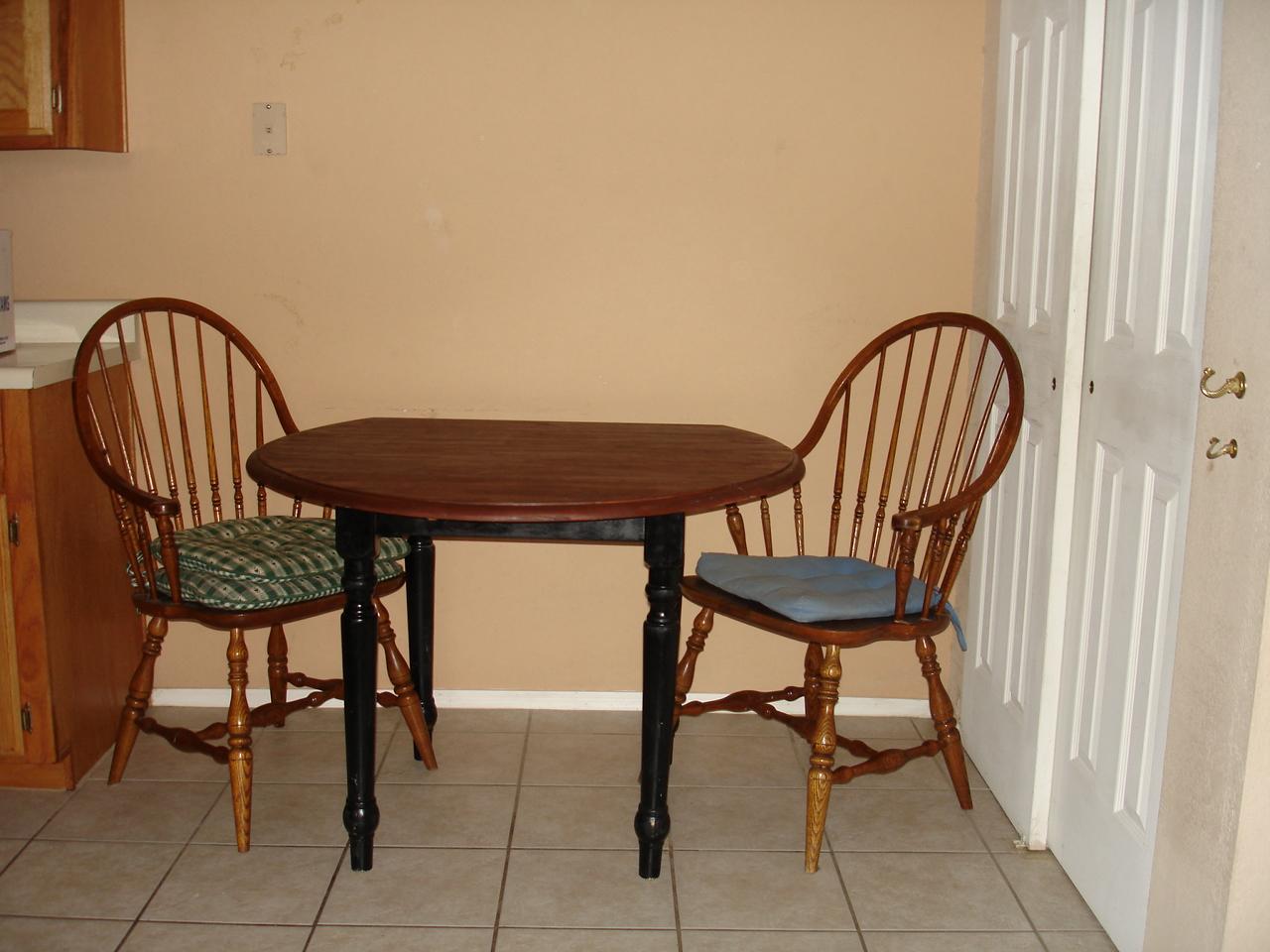 1336 East Mountain View Road, Unit 104 Phoenix, AZ 85020 - Photo 6 of 7 dining area