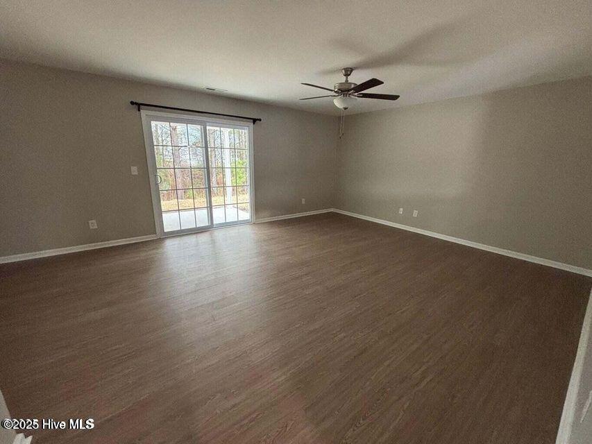 1226A Masters Lane, Unit B Greenville, NC 27834 - Photo 5 of 13 20250827175500023981000000-o