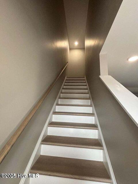 1226A Masters Lane, Unit B Greenville, NC 27834 - Photo 7 of 13 20250827175458377007000000-o