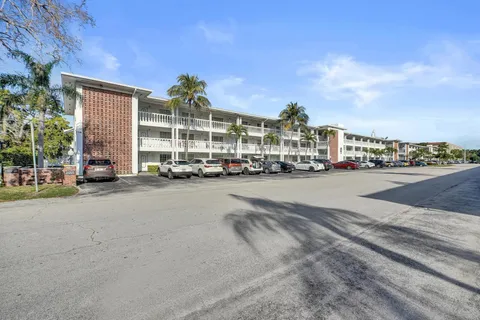 $150,000 | 5201 Northeast 24th Terrace, Unit A203, Fort Lauderdale, FL 33308