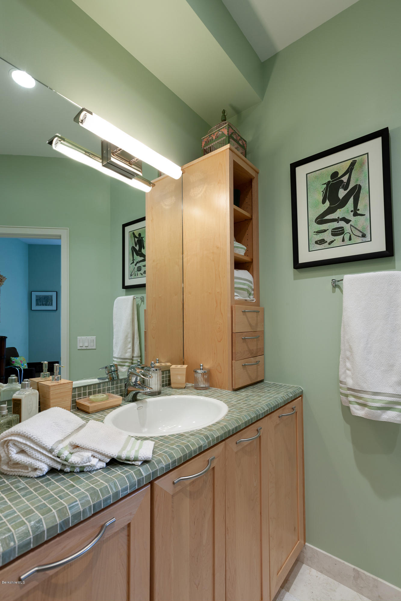 179 Mt Hunger Road Monterey, MA 01245 - Photo 53 of 66 EN SUITE