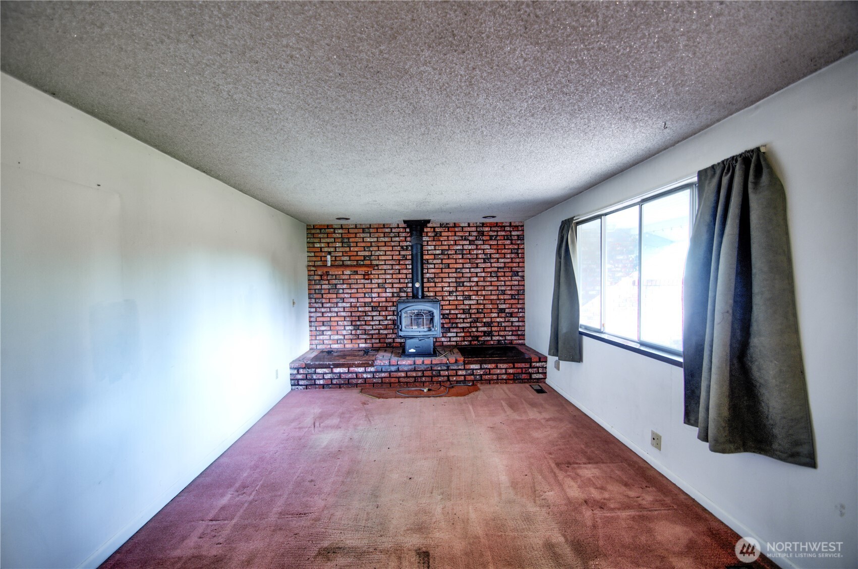 9444 Lundeen Road Southwest Rochester, WA 98579 - Photo 7 of 39