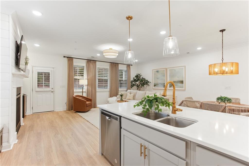 2913 Ferrington Way Smyrna, GA 30080 - Photo 12 of 35