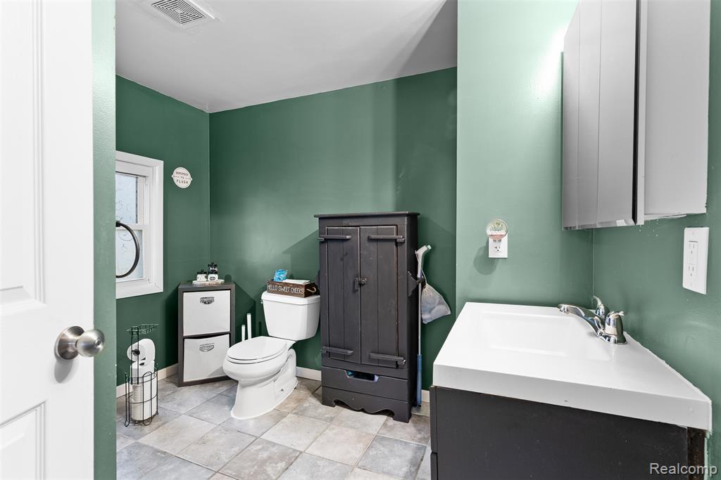 7250 West Frances Road Clio, MI 48420 - Photo 17 of 33 Gallery Image 17