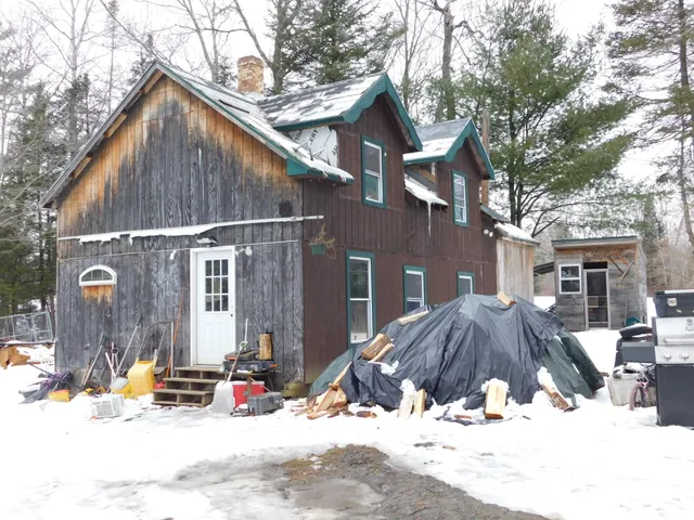$79,000 | 1648 New Sharon Road, Anson, ME 04911