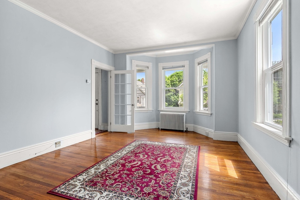 54 Bennett Street Boston, MA 02135 - Photo 4 of 42