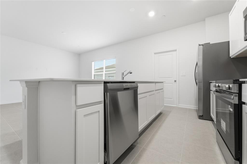 2140 Rider Rain Lane Apopka, FL 32703 - Photo 12 of 39