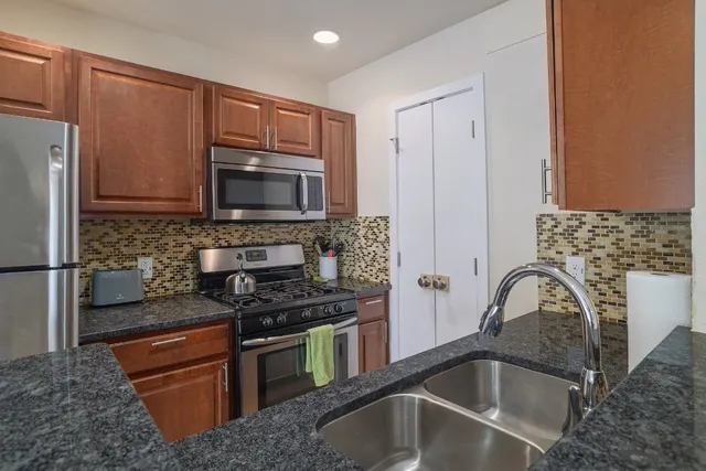 $1,795 | 3601 Menchaca Road, Unit 212, Austin, TX 78704