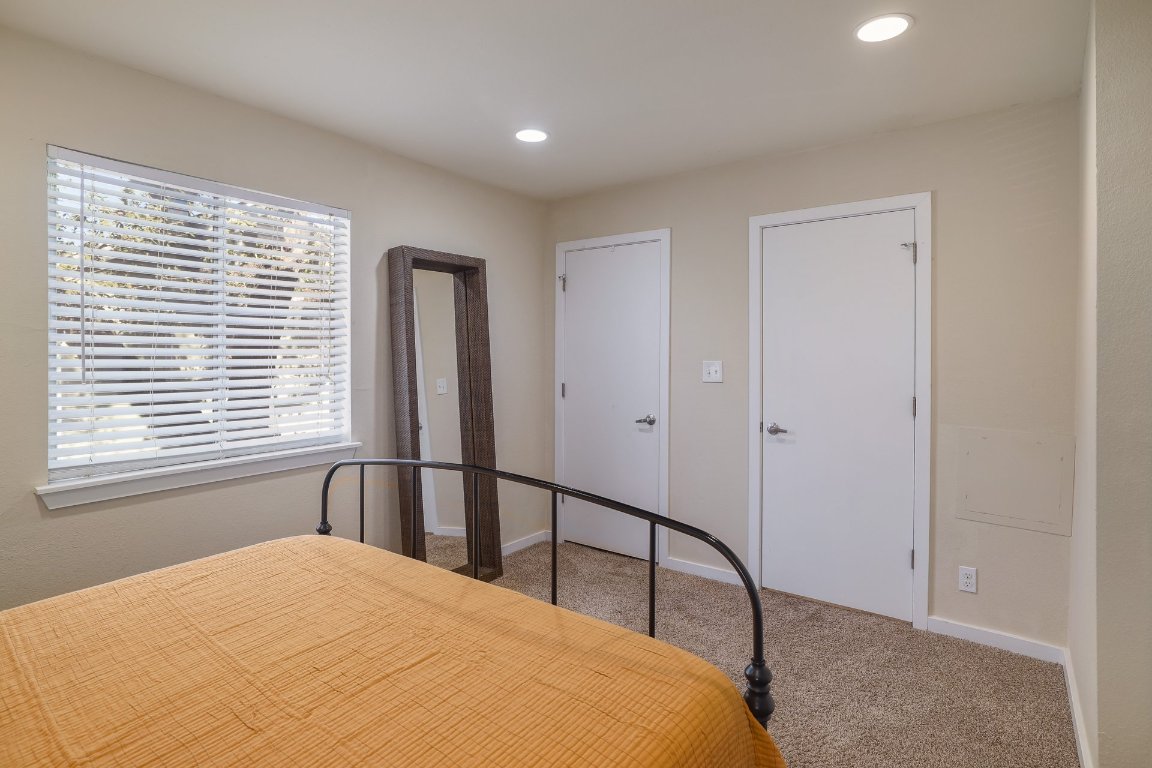 3601 Menchaca Road, Unit 212 Austin, TX 78704 - Photo 18 of 21