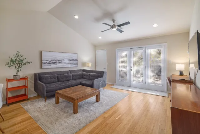 $1,795 | 3601 Menchaca Road, Unit 212, Austin, TX 78704